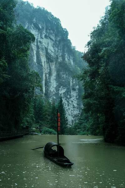 Three Natural Bridges (includes eco-friendly bus, elevator, and electric car)