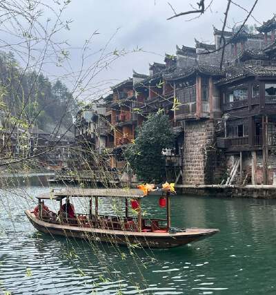 Boating on Tuojiang River