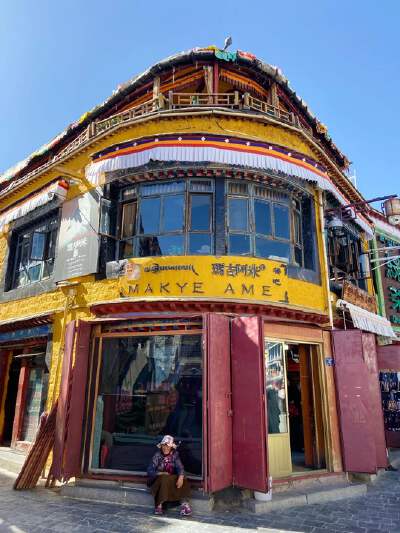 Barkhor Street