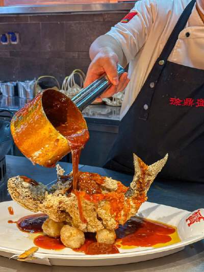 Dinner: Xu Dingsheng Folk Cuisine