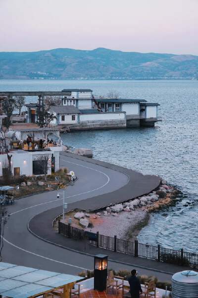 Erhai Ecological Corridor + S-Bend (Cang’er Garden/IMEI Manor + Sky Mirror + Jeep Photo Tour