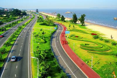 Colorful Ring Island Road Drive