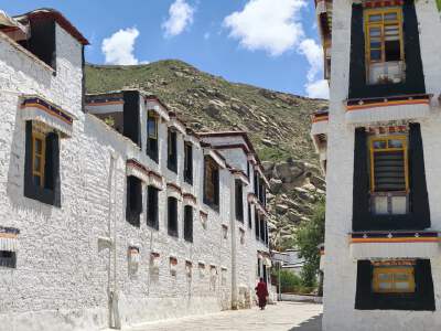 Sera Monastery Debate