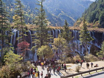 Five Flower Lake, Nuorilang Waterfall and Long Lake