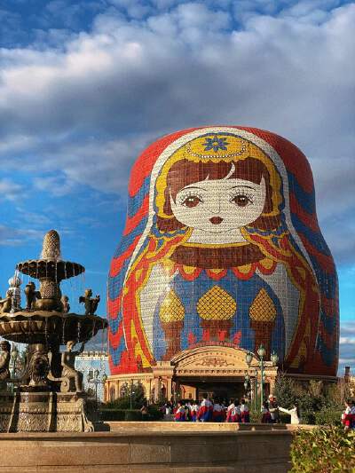 Matryoshka Doll Square Exterior