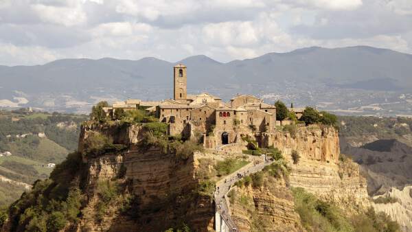 Rome罗马> Civita di Bagnoregio 奇维塔迪巴尼奥雷焦 > Tuscany Region 托斯卡纳区