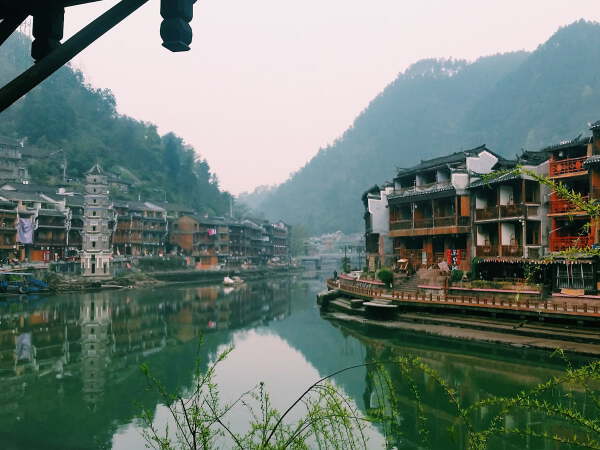Zhangjiajie to Phoenix Ancient Town