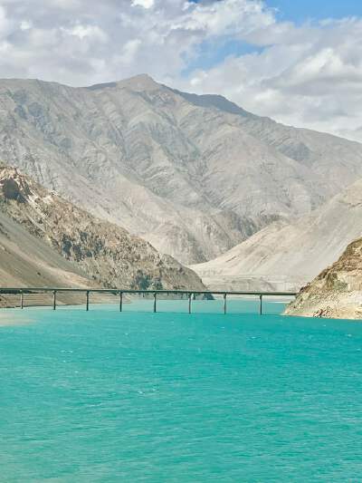 Bandir Blue Lake
