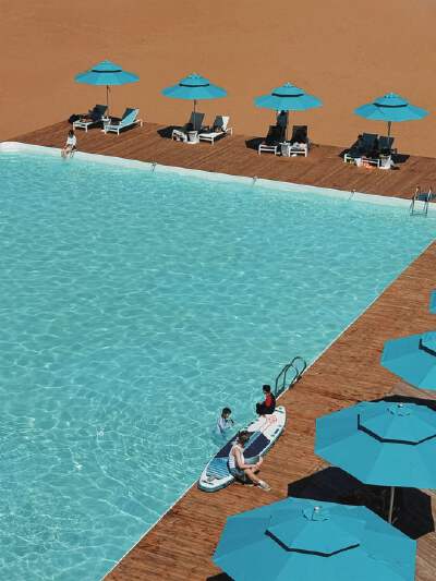 Desert Pool & Free-Style Show