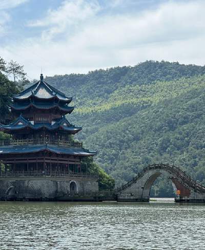 Boat tour of Fuchun River