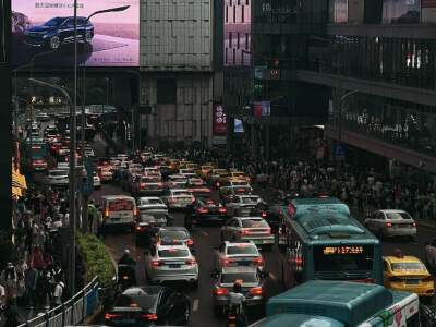 Guanyin Bridge Pedestrian Street