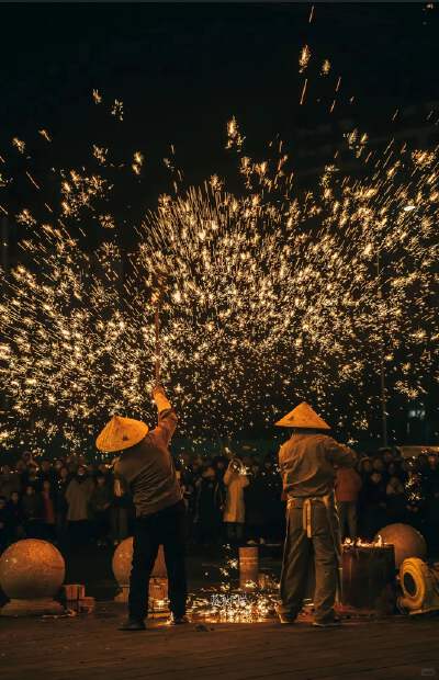 Intangible Heritage: Molten Iron Fire Show (Subject to weather conditions)