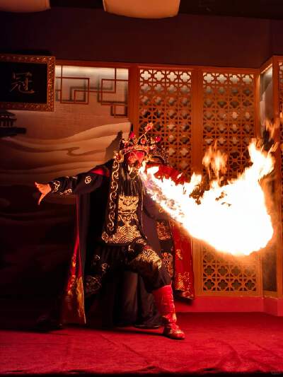 Sichuan Opera Face-Changing Show