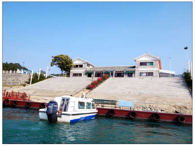 Wanlu Lake Scenic Area