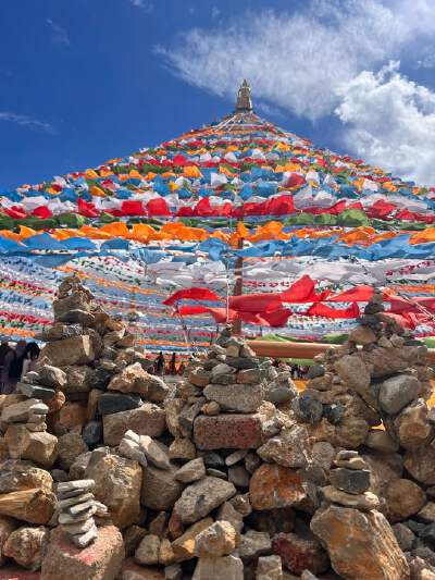 Giant Prayer Flag Hotspot