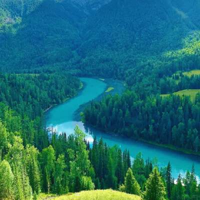 Kanas Lake