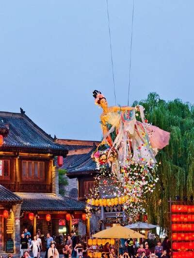 Night Tour of Luoyang Ancient City