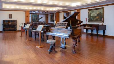 Shuzhuang Garden + Piano Museum
