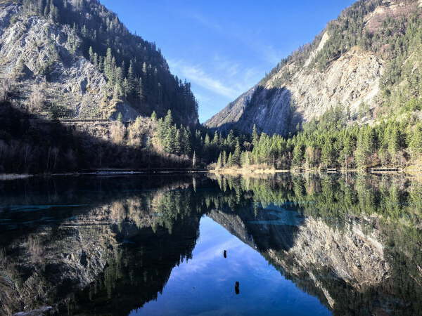 Jiuzhaigou Day Tour