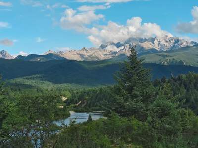 Jiuzhaigou County (Mian–Jiuzhai Expressway Scenic Drive)