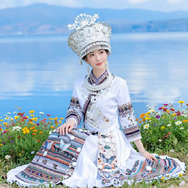 Dali Cultural and Photography Experience