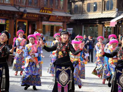 Countryside Photography and Bai Ethnic Dance