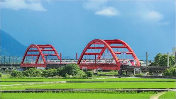 TAITUNG > 2.5hour - YILAN
