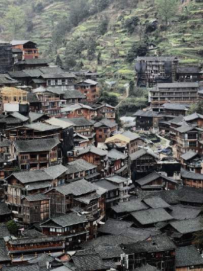 Xijiang Qianhu Miao Village (Four segments by electric car)