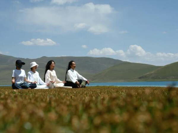 Lhasa > Yamdrok Lake > Lhasa