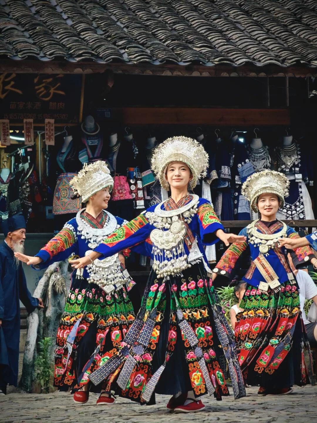 7D6N Where NATURE'S Grandeur Meets Starlight — Anshun · Libo · Xijiang · Wujiang · Guiyang