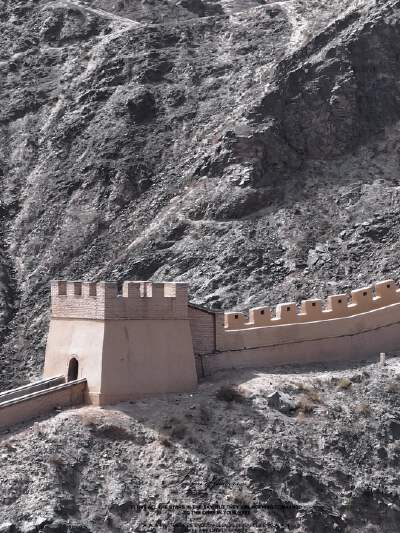 Overhanging Great Wall