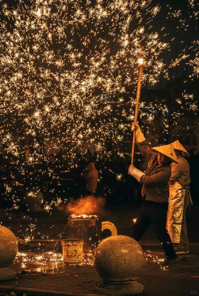 Intangible Heritage: Molten Iron Fire Show (Subject to weather conditions)