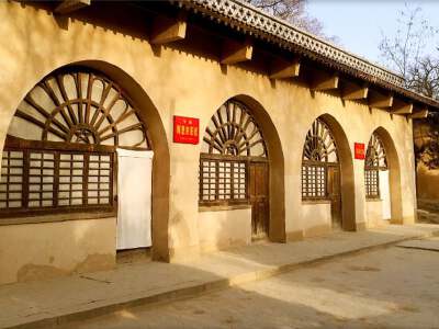 Zhaoyuan Revolutionary Site ( Includes headset )