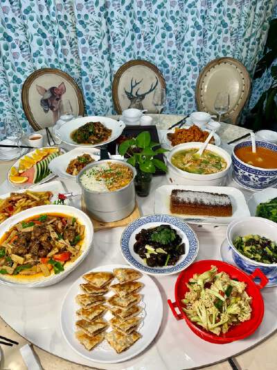Dinner: Tie Yue Sichuan-Chongqing Fusion Cuisine