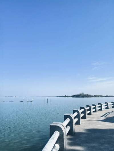 Liuye Lake (including the lakeside by cruise)