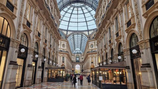 Venice威尼斯 > Fidenza 菲登扎> Milan米兰