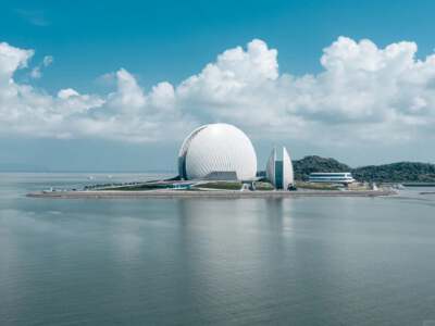 Zhuhai Grand Theatre (Sun & Moon Shells)