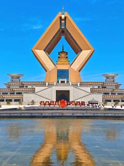 Famen Temple (Includes intra-area shuttle and the Hezhi RelicPagoda)