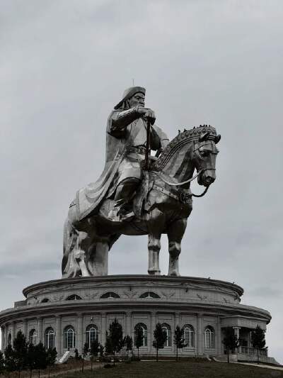 Chinggis Khan Equestrian Statue (Horse Head Viewing Platform)