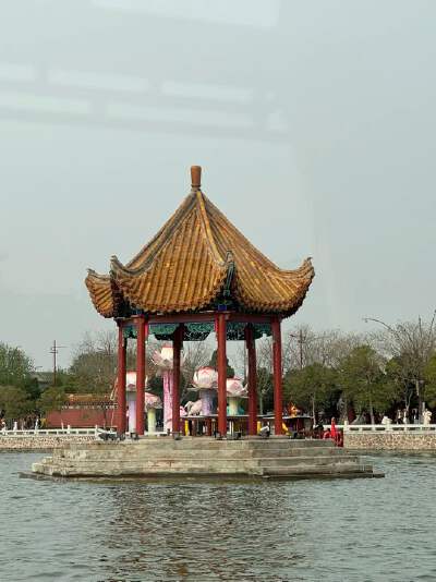 Boat Tour of the Song Imperial River