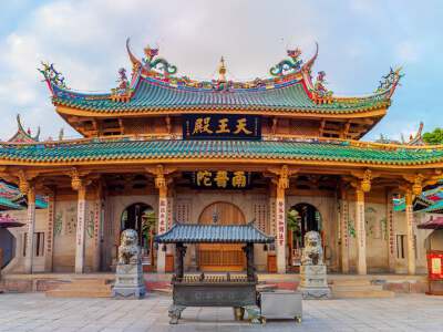 Nanputuo Temple