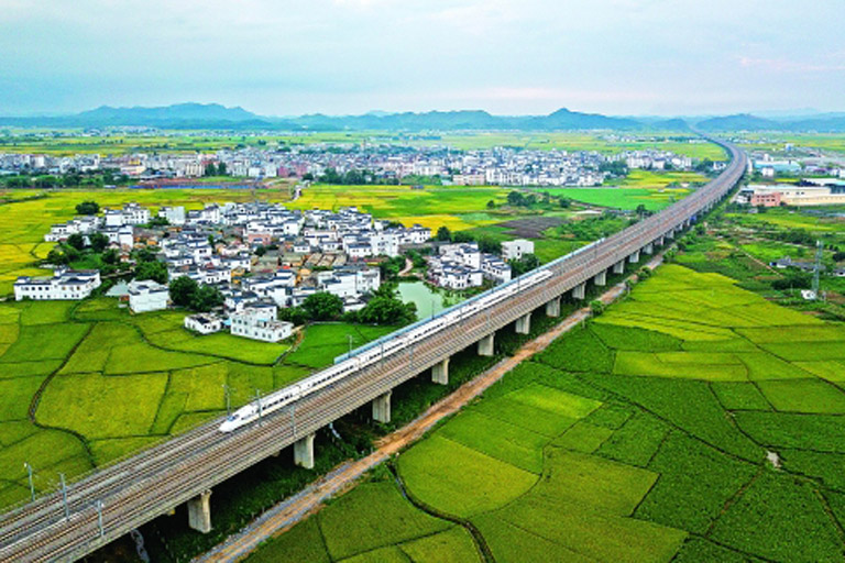 The train is heading to Guilin from Guangzhou
