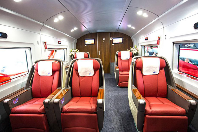 China Bullet Train Business Class Seats