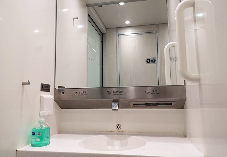Wash Basin on China High Speed Train