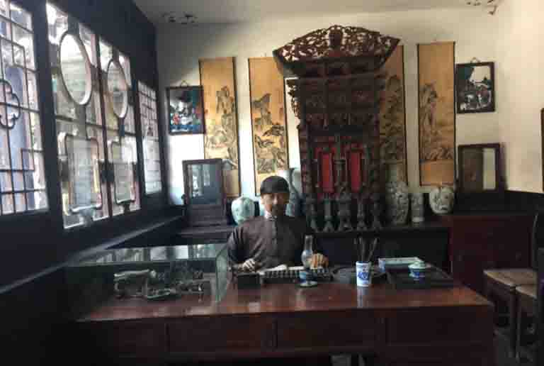 Casher's Office in Rishengchang Former Bank