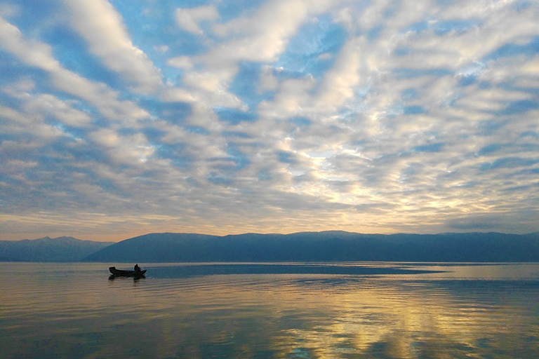 Sunshine in Erhai Lake
