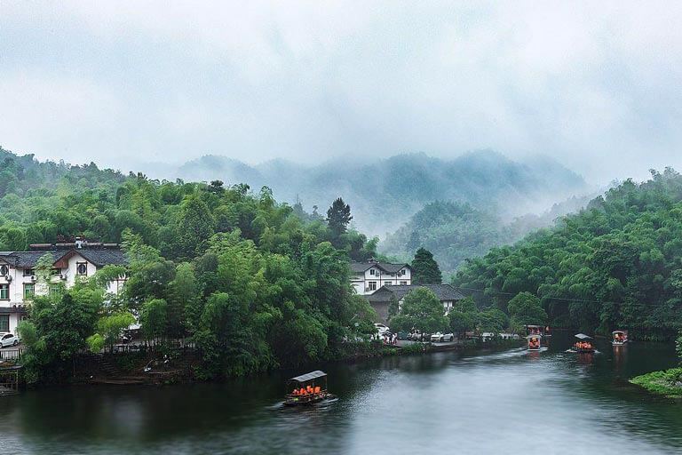 Rafting on Sea and Sea