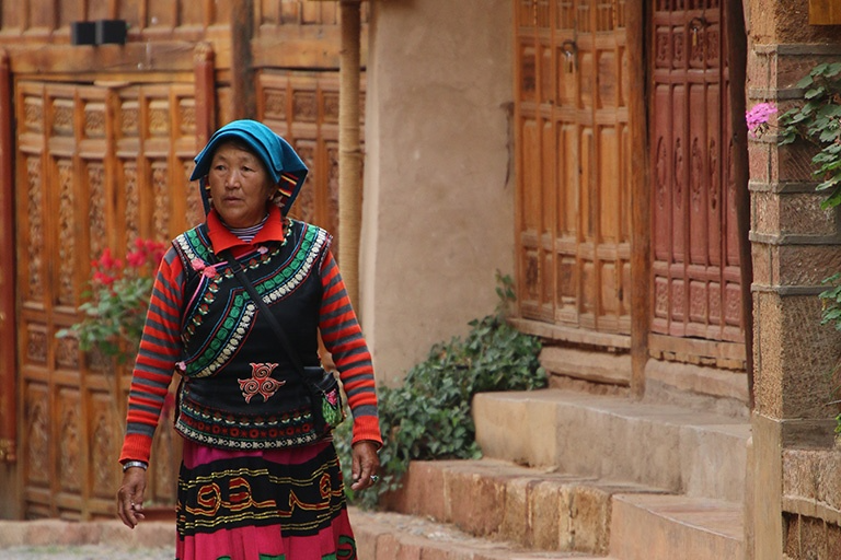 Ethnic Minority Women in Shaxi