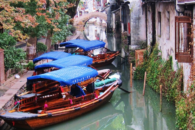 Sculling Boat in Zhouzhuang