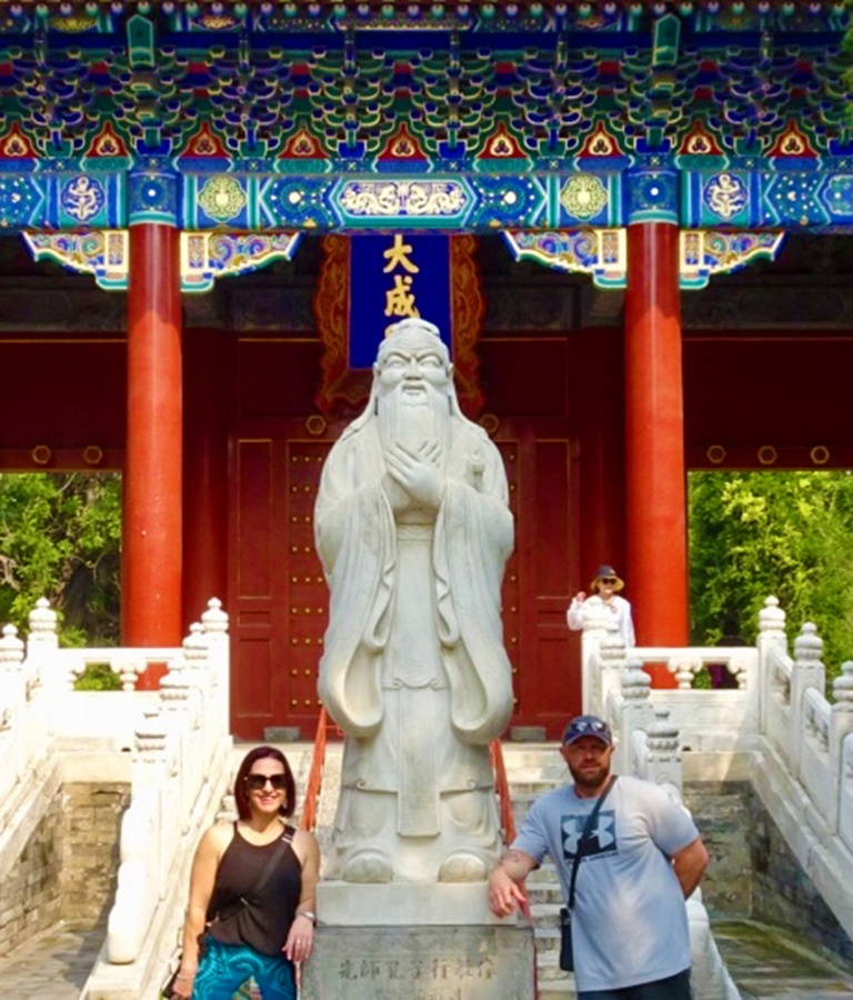 Our Guests Take a Photo with Confucius